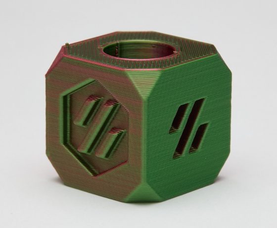 Фото 8 - Червоний Зелений Пла Пластик Шовковий | PLA SILK Red Green 1кг | 1.75мм | 330м